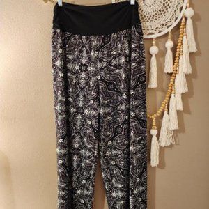Women's APT 9 Banded Paisley Pull On Pants